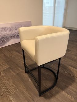 Barstool