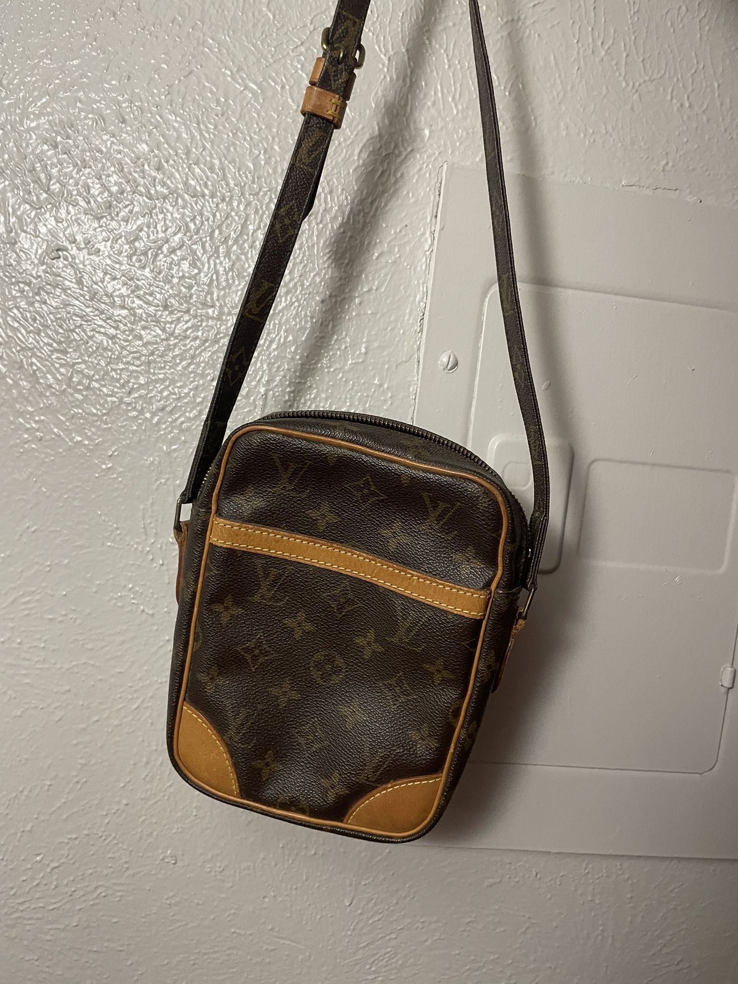 Louis Vuitton Crossbody