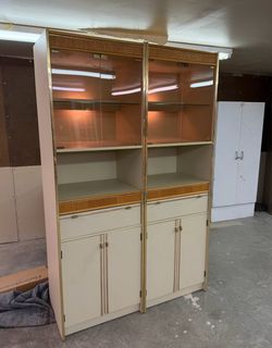 Matching Lighted Display Cabinets Free Delivery 🚚