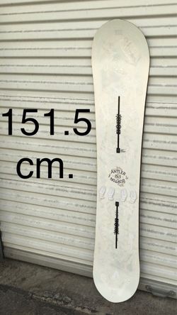 Burton Antler Flying V EST center channel snowboard 151.5