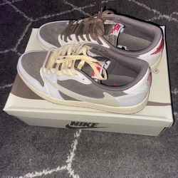 Jordan 1 Low Reverse Mocha 