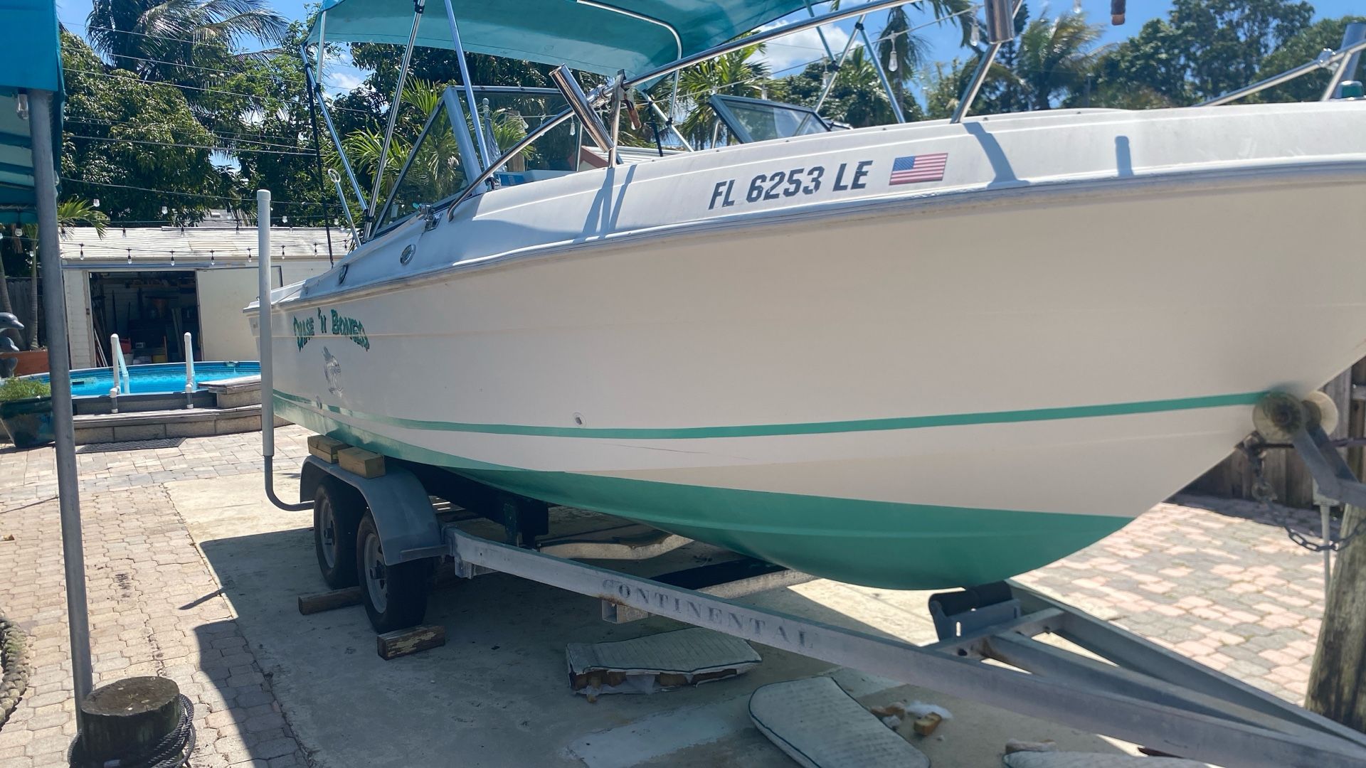 1999 Aqua-sport 215dc