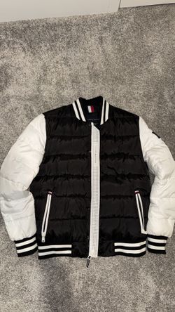 Tommy Hilfiger Men’s Puffer Jacket (small)