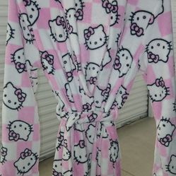 NEW Hello Kitty women's robe
