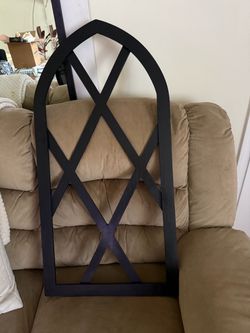 Black Arched Cathedral Window Frame Wall Decor