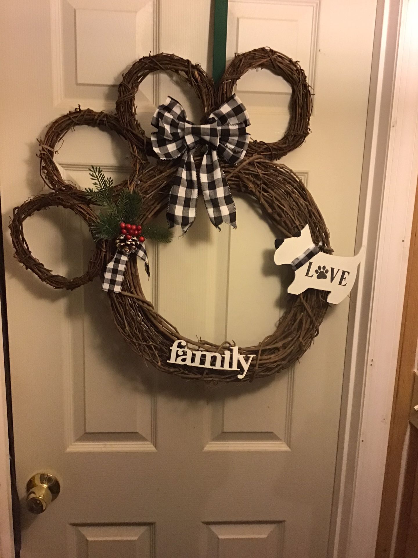 Dog Paw Door Wreath-Grapevine 18”