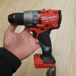 Milwaukee M18 Fuel Hammer Drill 4 Generation 