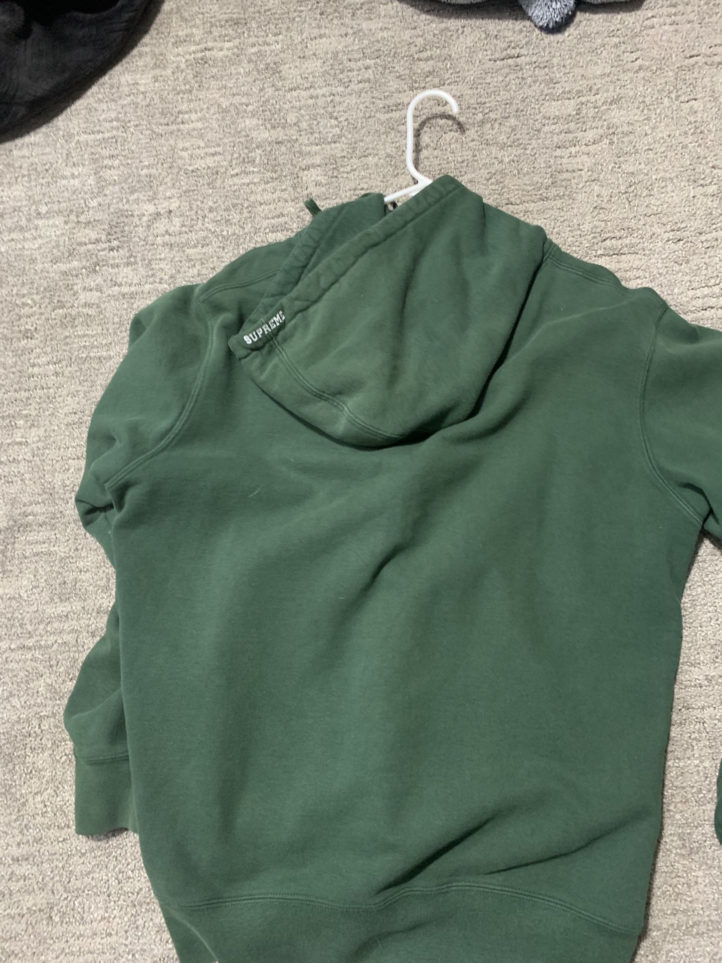 Supreme Hoodie Size Large 