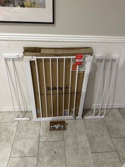 Extra Tall & Wide Safety Gate / Pet Gate - Fits Openings 29” - 47”