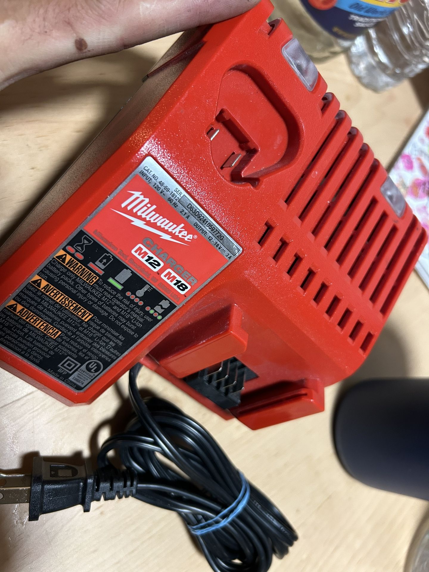 Firm! Milwaukee M12 and M18 12-Volt/18-Volt Lithium-Ion Multi-Voltage Battery Charger