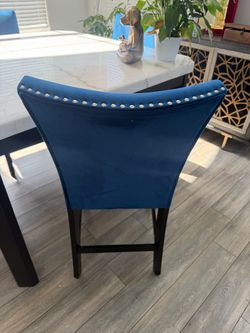 Marble dinner table