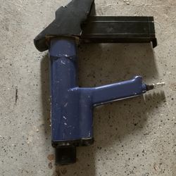 Flooring Nail Gun