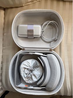 Apple Vision Pro 1TB M2