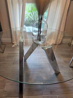 Glass table 4 chairs