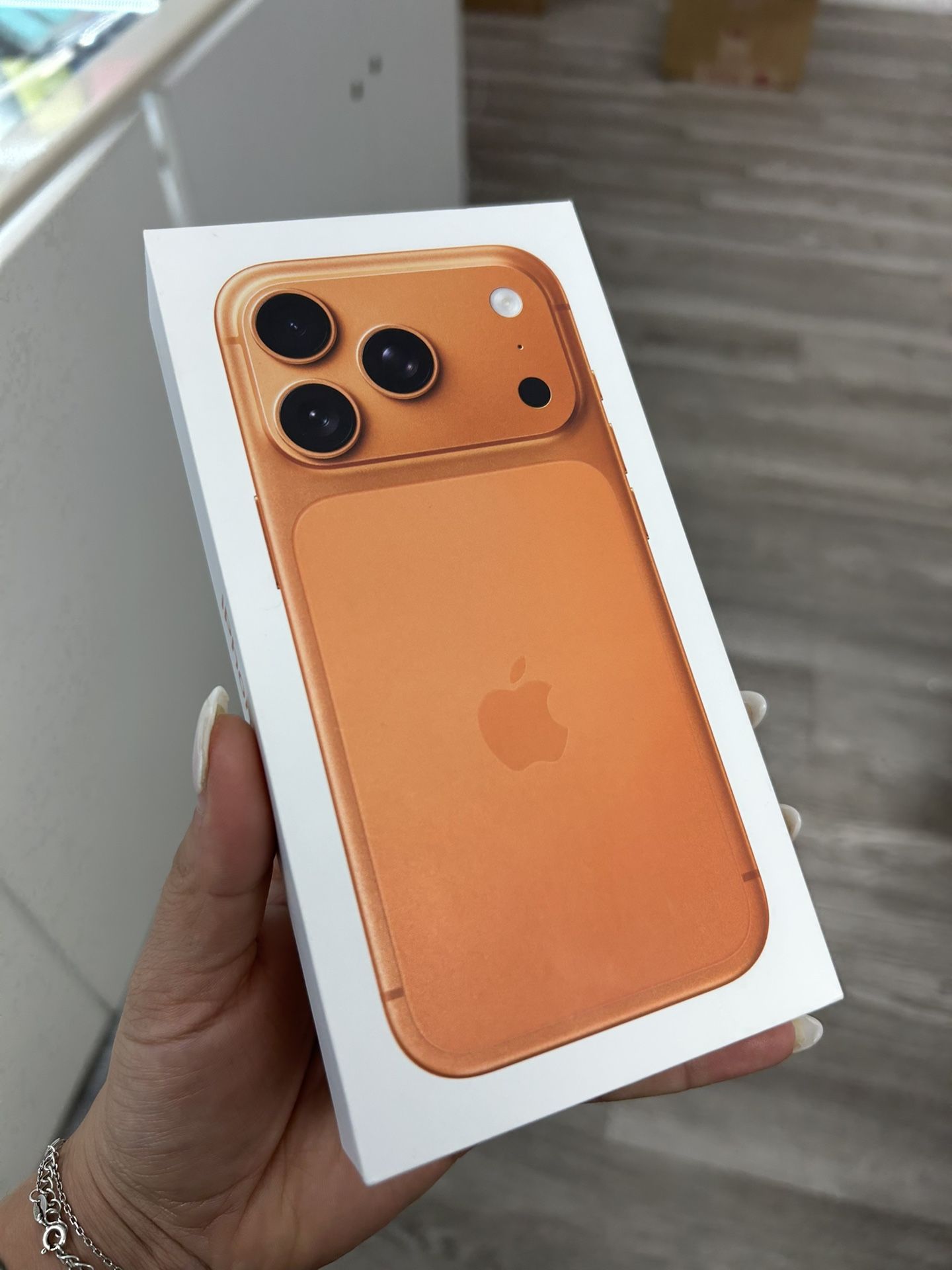 17 Pro 256gb Unlocked $50 Down Payment