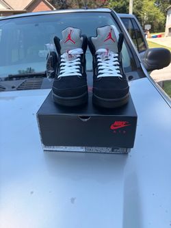 Jordan 5s Metallic NEED GON ASAP