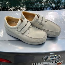 Men’s Shoes