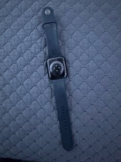 Apple Watch Series 8