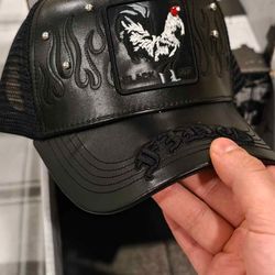 Vendo Gorra FINO Black Gallo Nueva Original con Caja Drop 2026