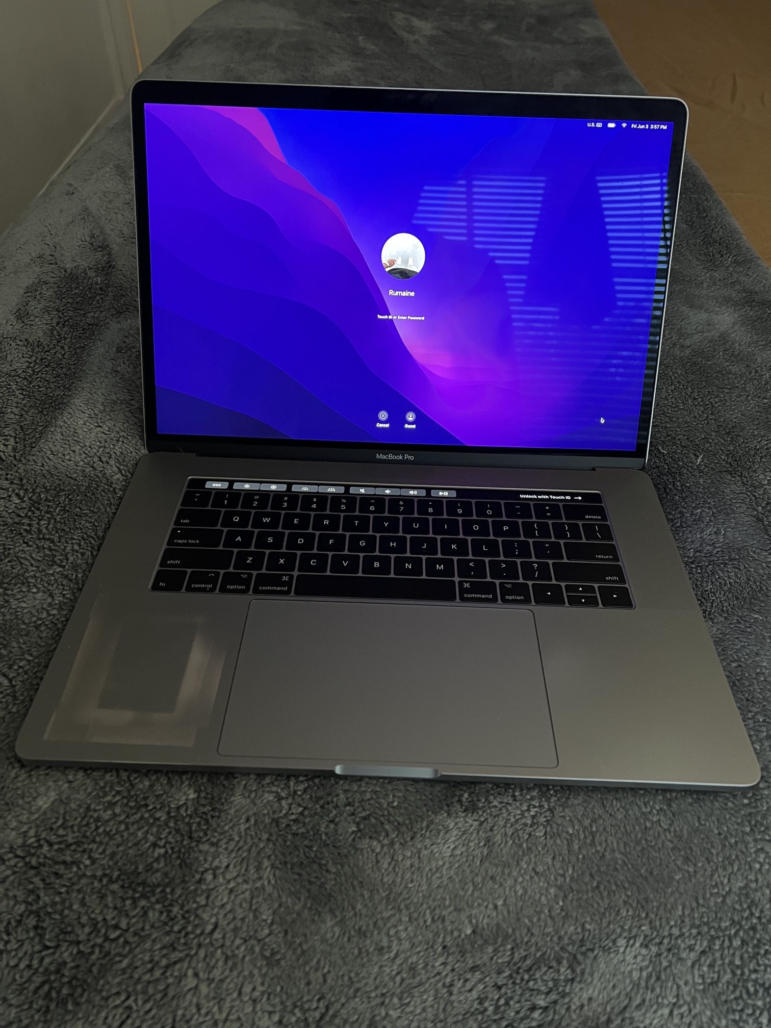 2017 15” MacBook Pro