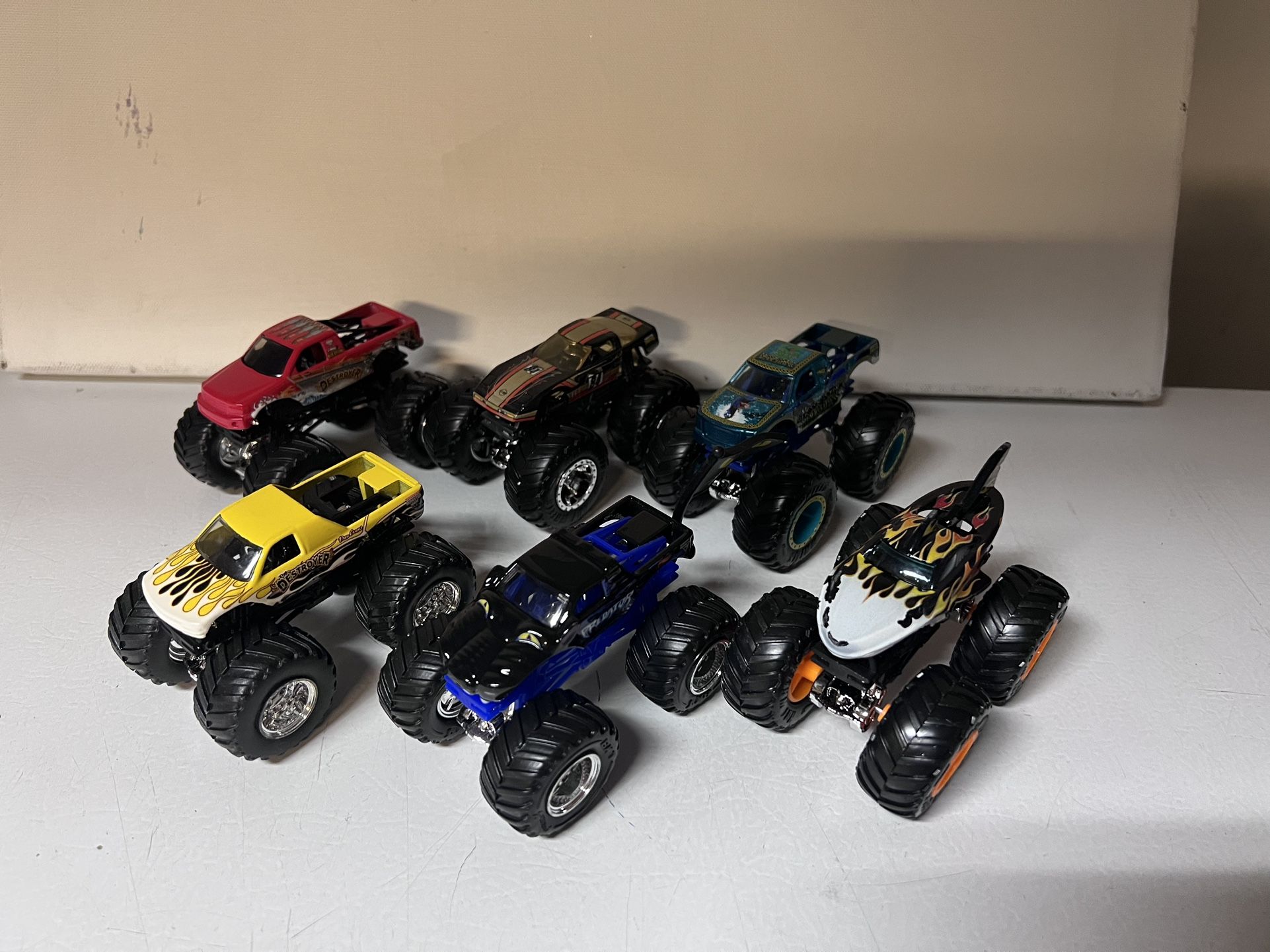Diecast Monster Trucks Collection Predator