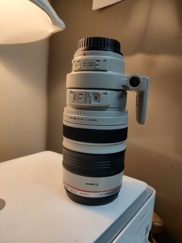 Canon Telephoto Lens, EF 100-400, IMMACULATE!