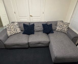 Gray Modular Sectional with Adjustable Back
