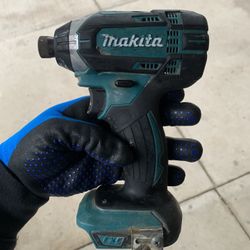 Makita 