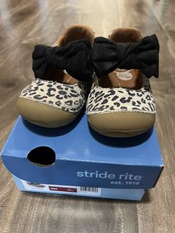 Stride Rite Sz 5 Toddler Excellent Condition
