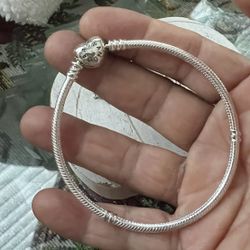 925 Sterling Silver bracelet size 8 inches