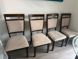 4 Dining Room Chairs