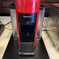 Nespreso    Coffee Maker.