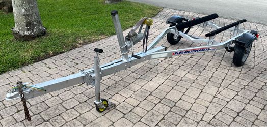 Aluminum Jet ski trailer. Registration. New LED lights, new wires. Ready to load…