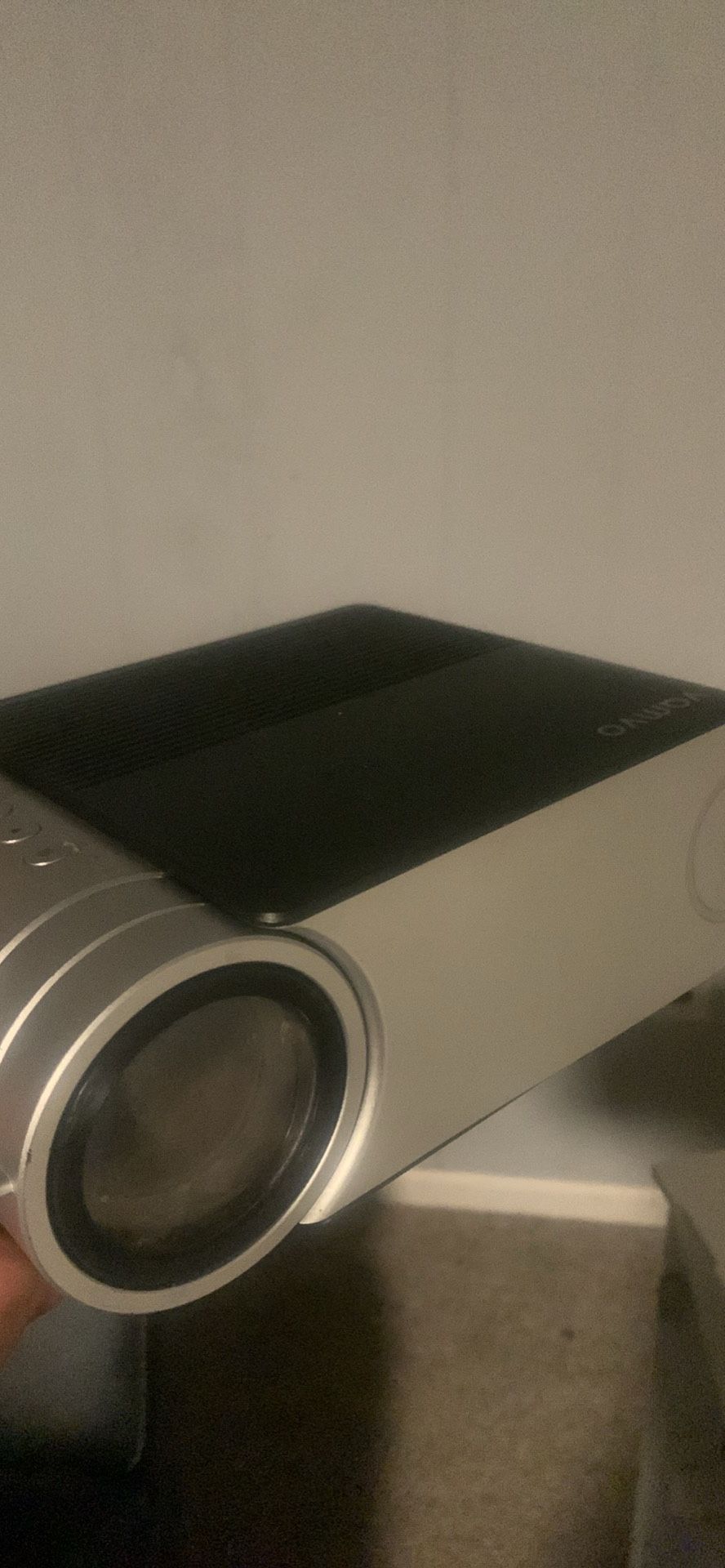PROJECTOR