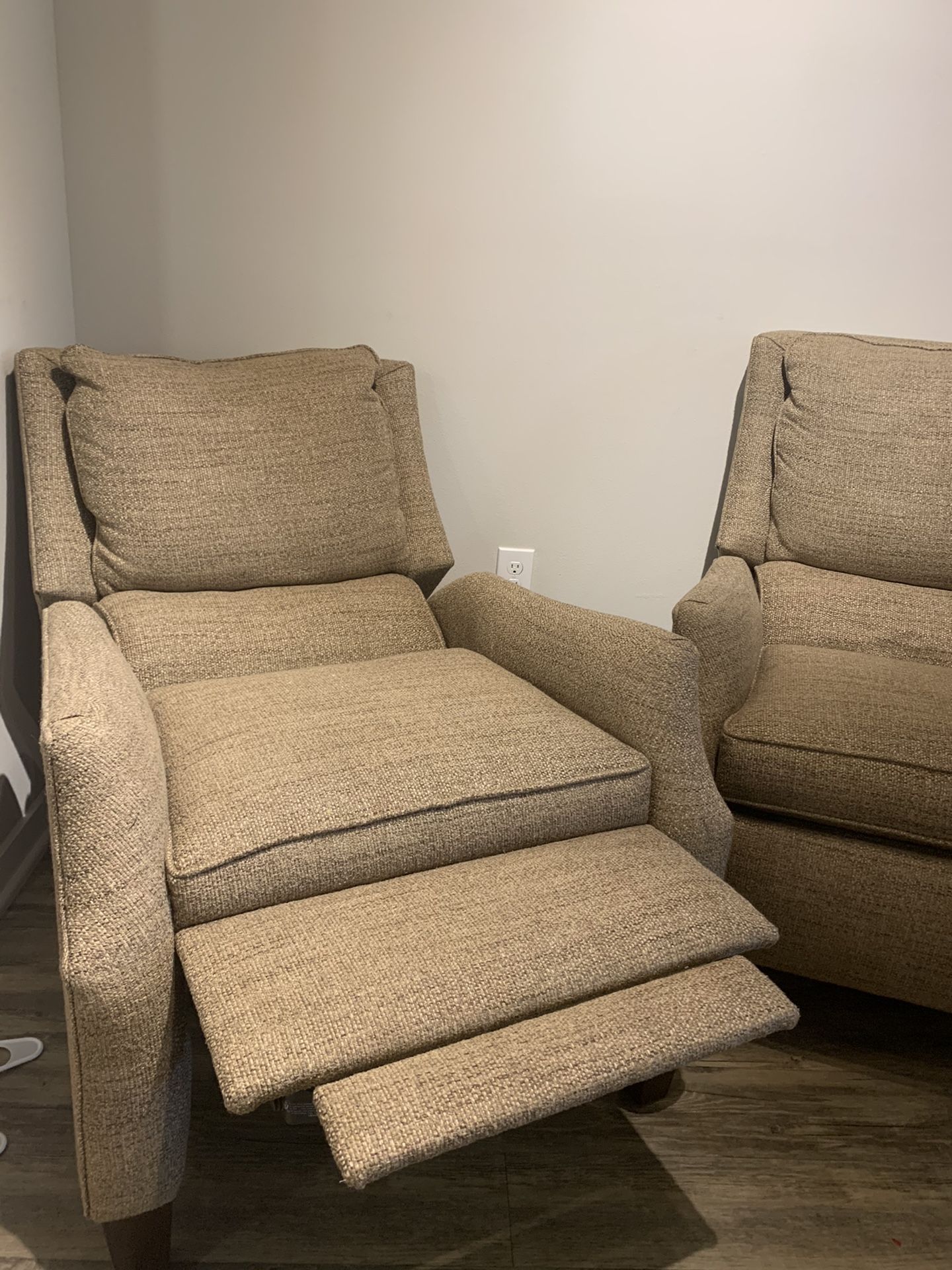 Custom Thomasville Of Scottsdale Recliner Chairs