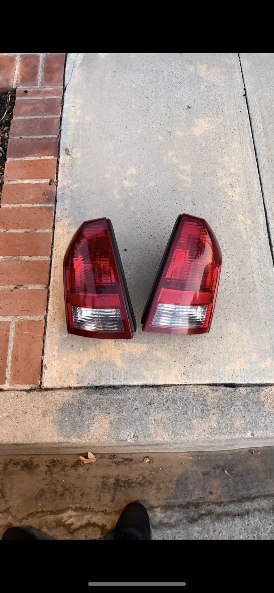 Chrysler 300 Taillights 2005 - 2007