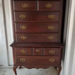 2 Piece Antique Dresser Set