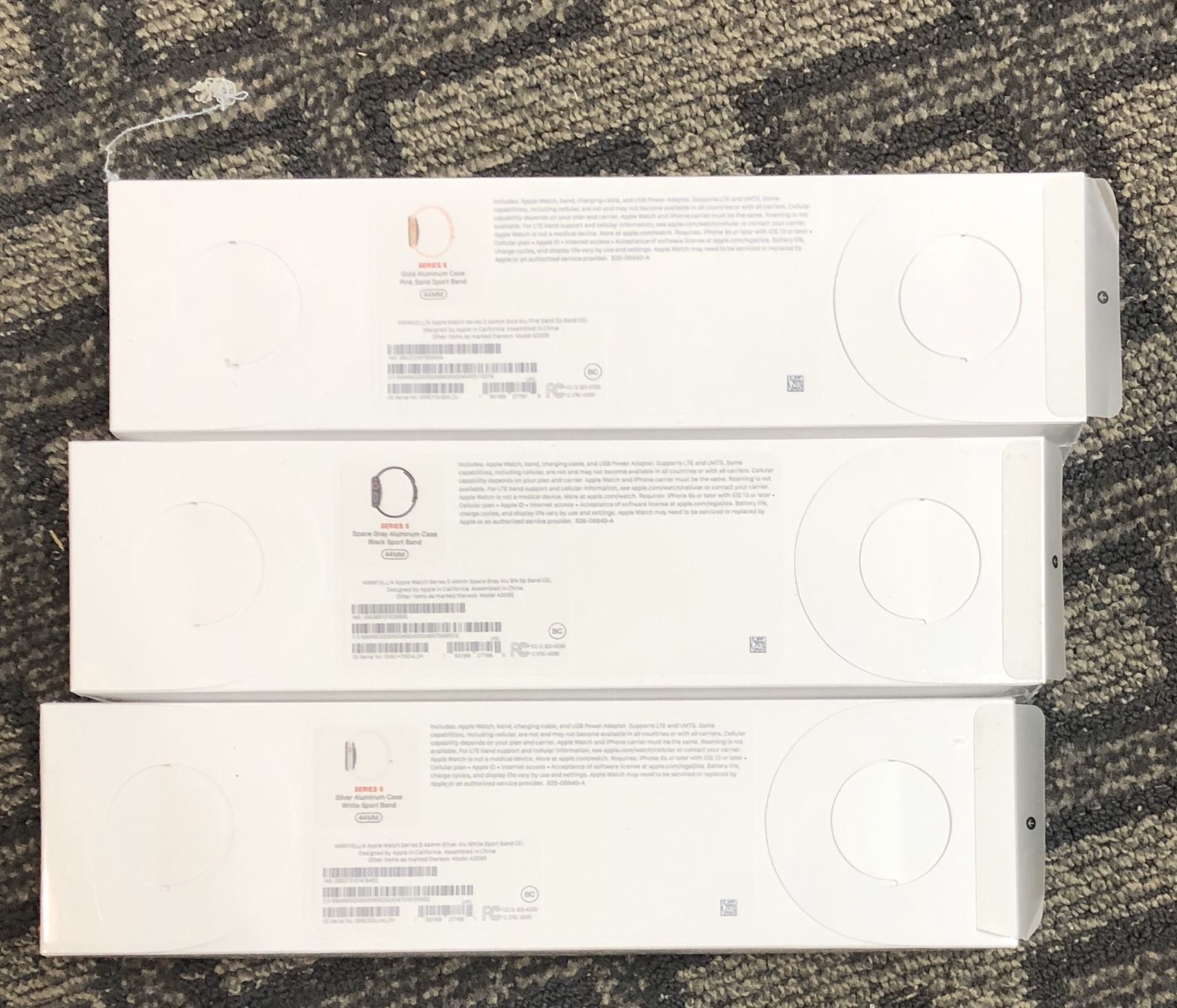 Brandnew Apple Watch series 5 44mm GPS +Cellular