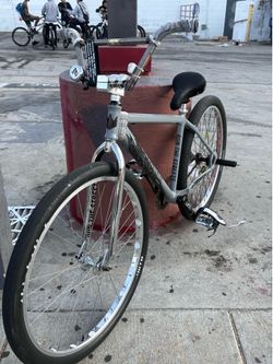 Throne grey coraline 29er