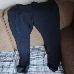 Ladies Stretch ankle Pants With 2 Pockets In The Front Size XL 