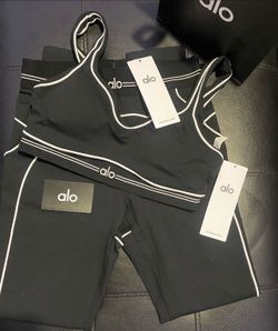 Women alo set