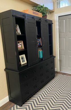 Buffet w/hutch for sale