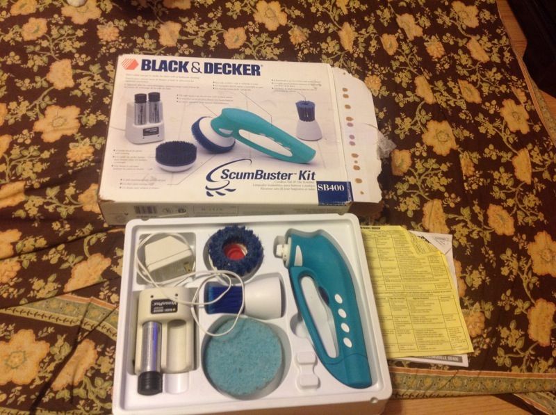 Black & Decker Scumbuster Kit Cordless Wet Scrubber S400 SB400
