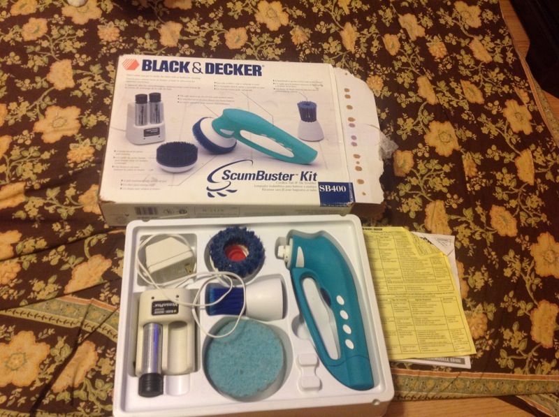 Scrubber Black & Decker, Entire Lot ScumBuster Cordless Wet Scrubber, Model  SB400 No Charger/Battery for 2nd kit for Sale in Joliet, IL - OfferUp