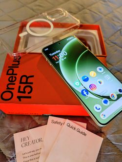 OnePlus 15R-258GB/12GB RAM - UNLOCKED (Mint Breeze) Like New!!