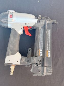 pneumatic Porter-Cable Brad Nailer,