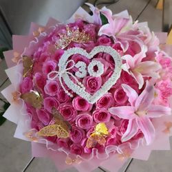 Personalized bouquet, lilies and cloud-shaped heart... 100 roses