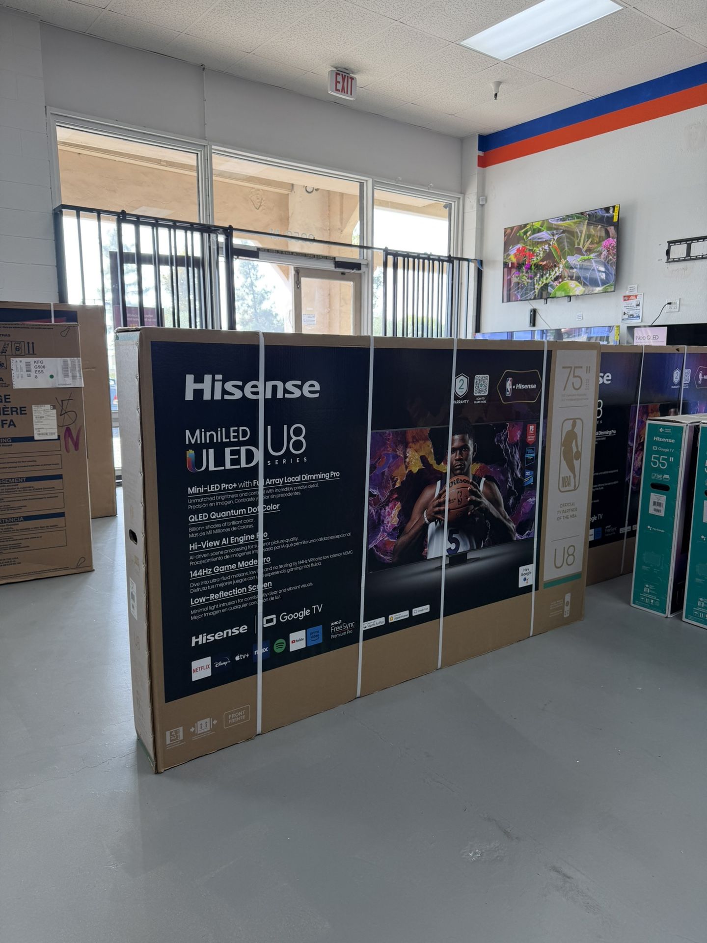 75 Hisense ULED U8K 4K HDR Smart TV