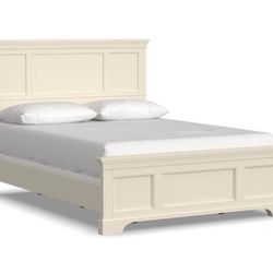 Almost New Queen Dreamcloud Premier Rest With Bed Frame And Foundation 