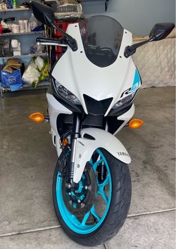 2024 Yamaha R3 low miles good as new clean tittle if interested please DM me.